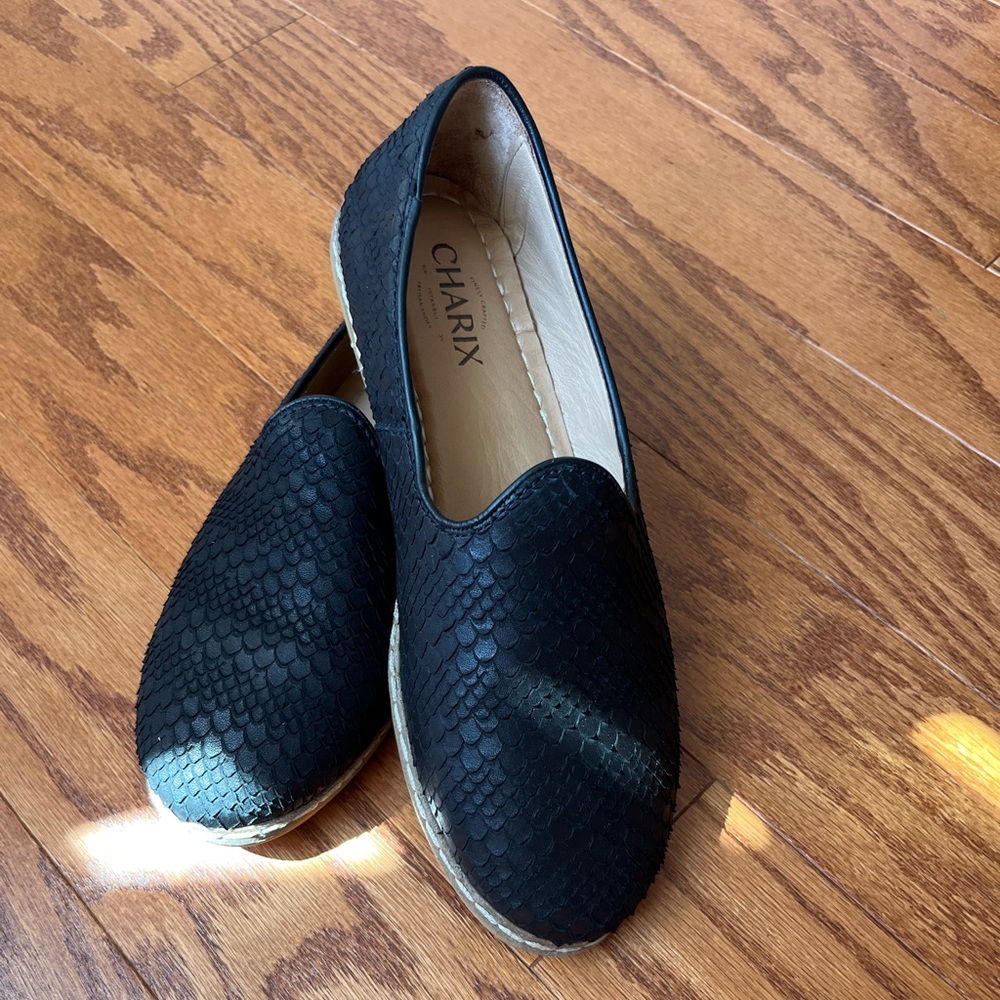 Charix Wild Black slip on Women’s Shoes Sz 9